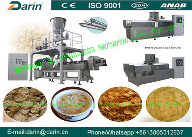 La máquina de proceso de las avenas del desayuno del cereal/el arroz forma escamas haciendo la máquina