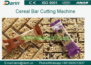 Barra continua y automática del cereal del sésamo que hace la máquina, máquina de Chikki del cacahuete